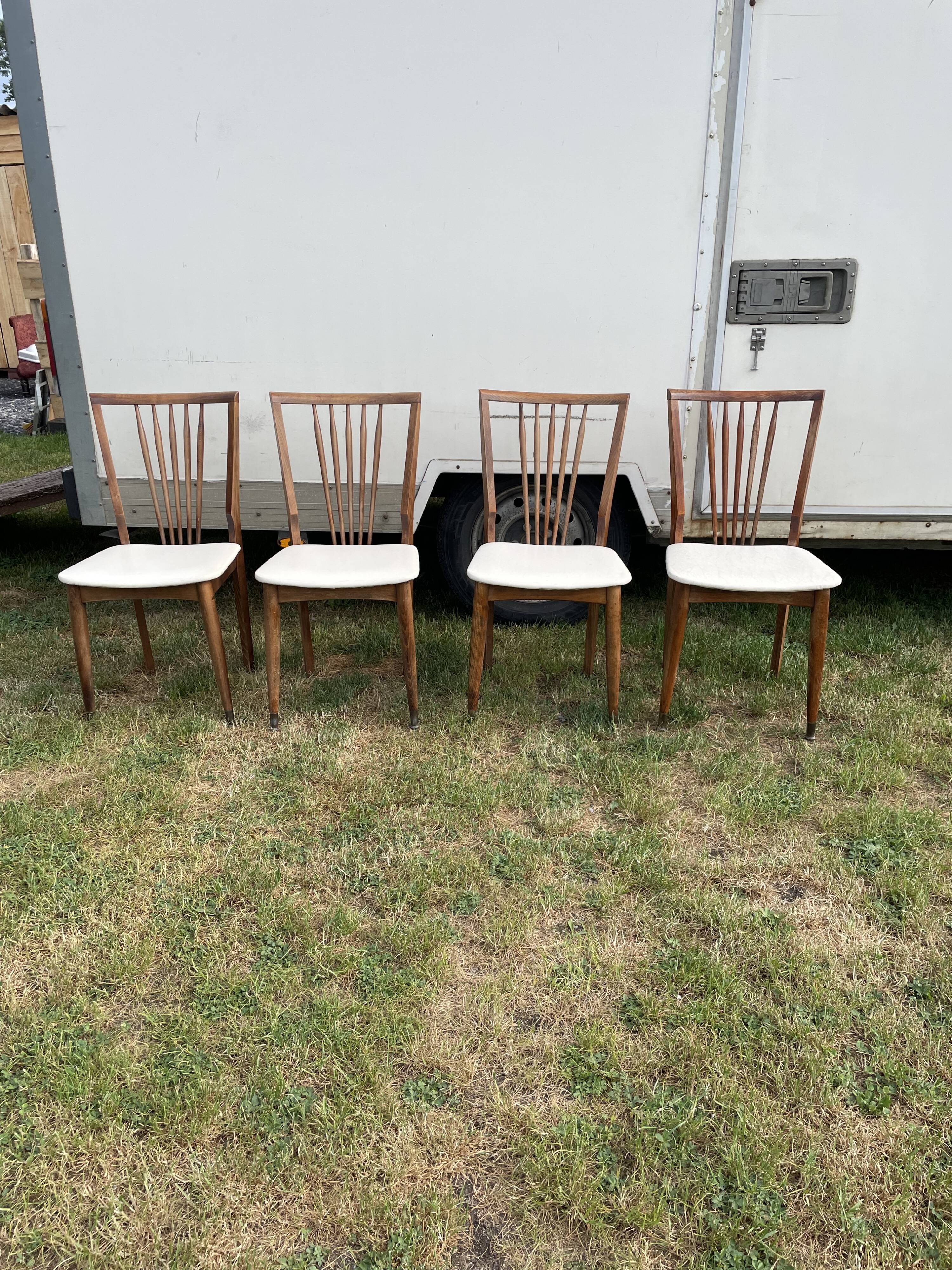 Set 4 chairs white vintage year 60