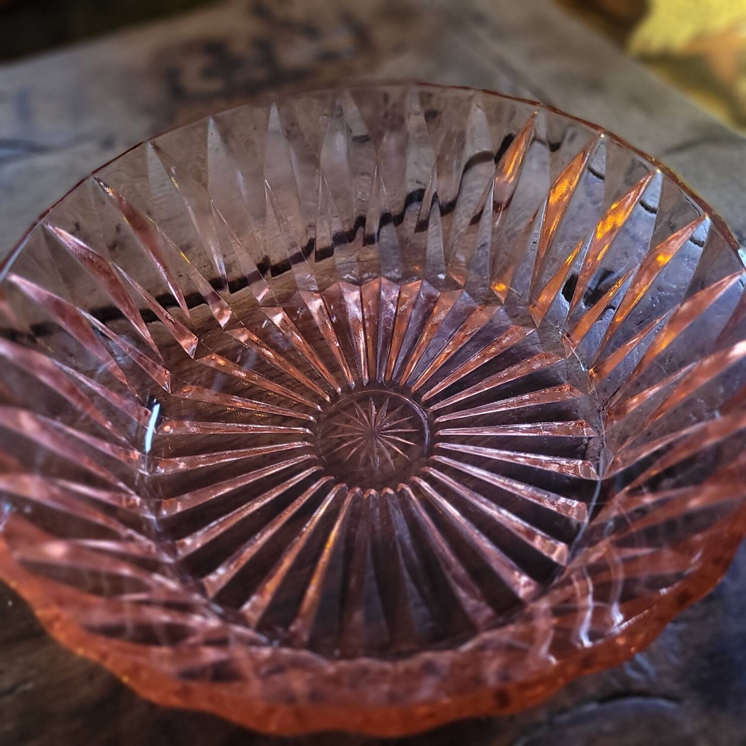 Art Deco pressed glass salad bowl in pink. 1930s–40s