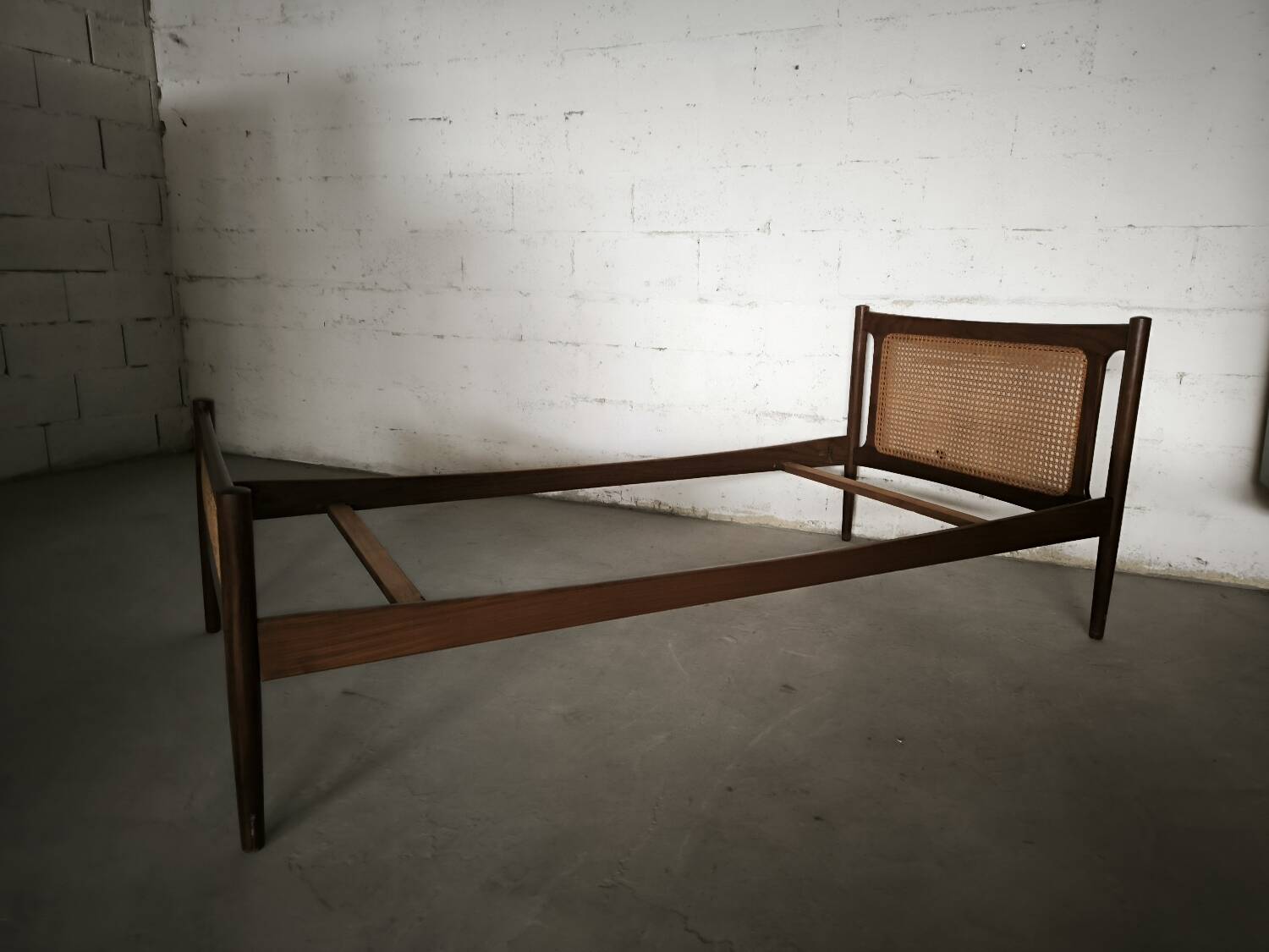 Scandinavian bed for children