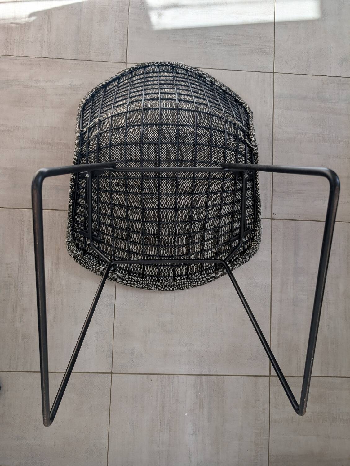 6 chaises Harry Bertoia pour Knoll modèle Wire '420'