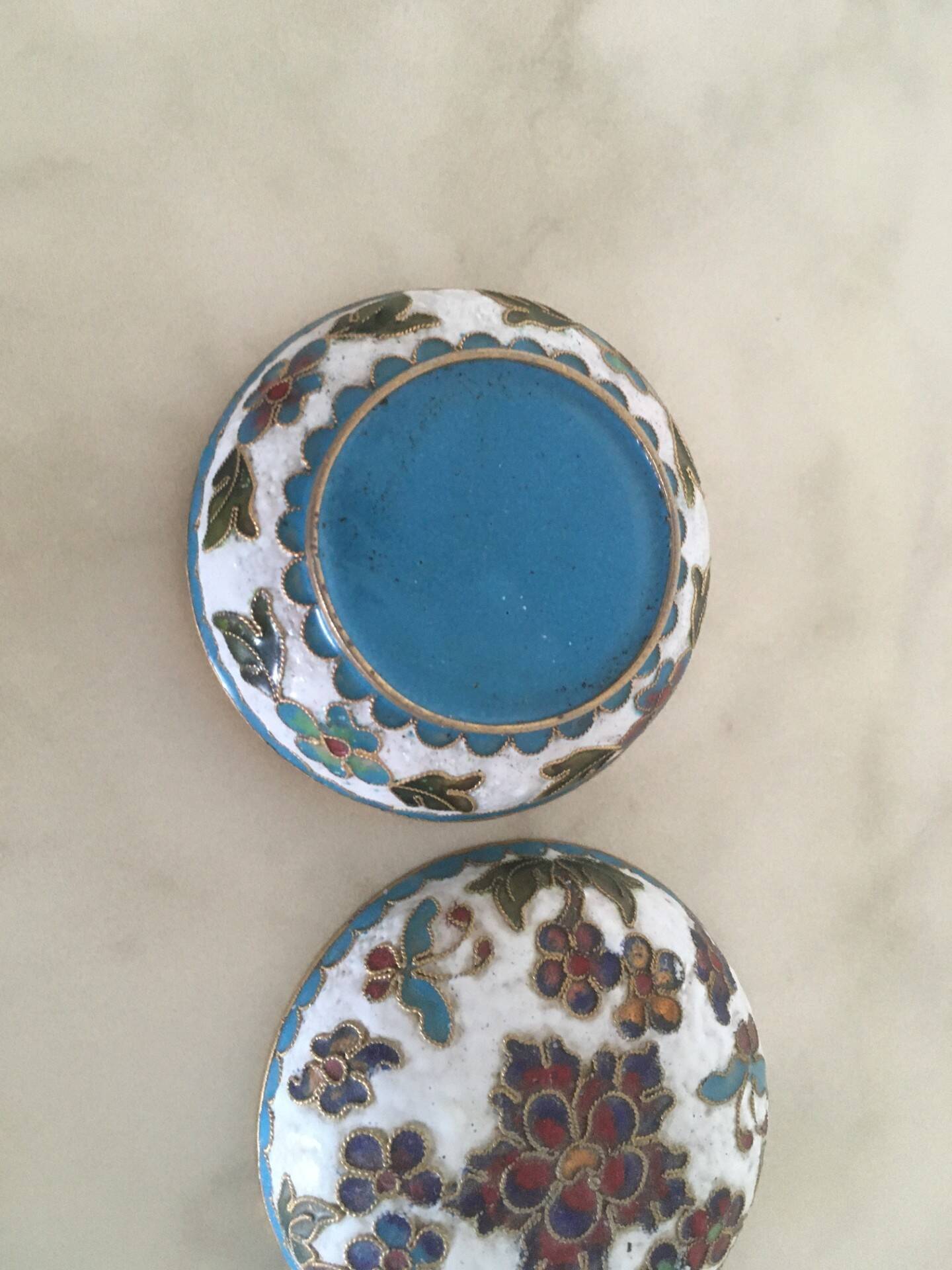 Boite ancienne emaux metal cloisonne