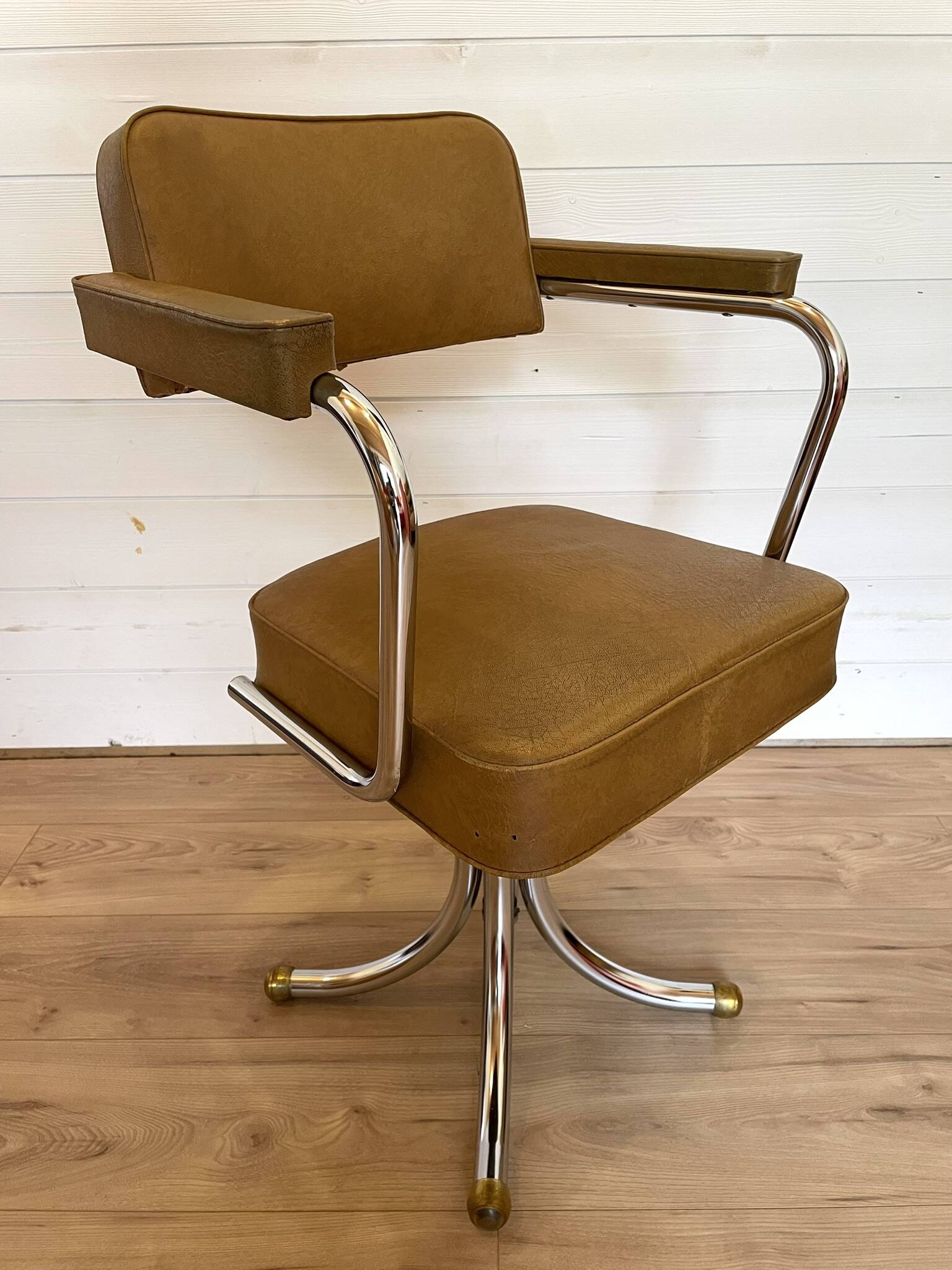 Fauteuil de Bureau Pivotant Vintage 1970 – Style Space Age Chrome & Camel
