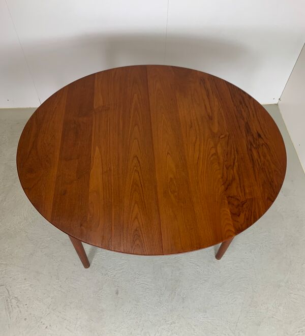 Table à manger danoise en teck par peter Hvidt & Orla Molgaard-Nielsen, modèle 311, édité par Soborg 1960
