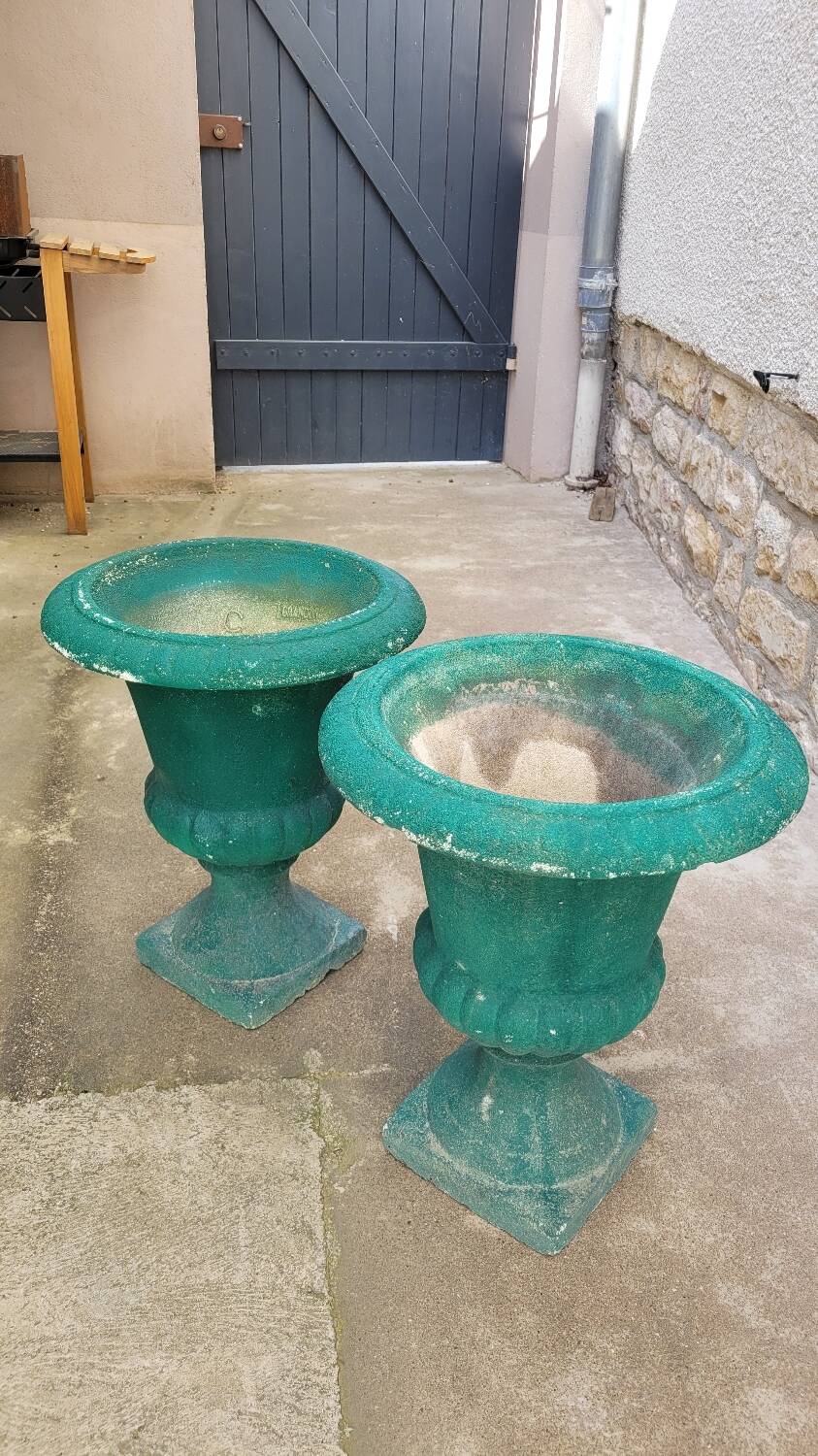 Pair of Medici Vases in old reconstituted stone 1950s