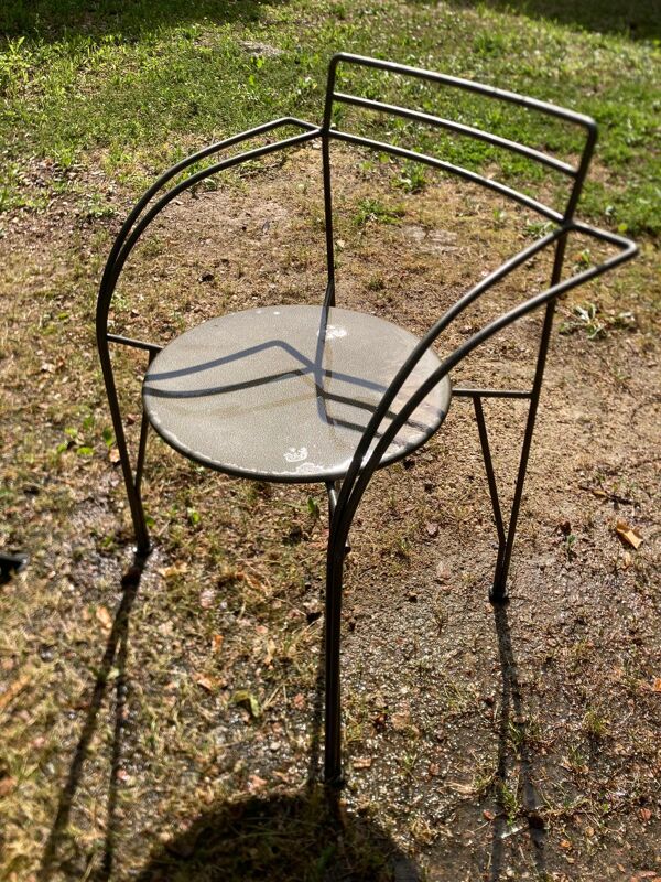 Ensemble table et chaises  lune d'argent fermob designer mourgue