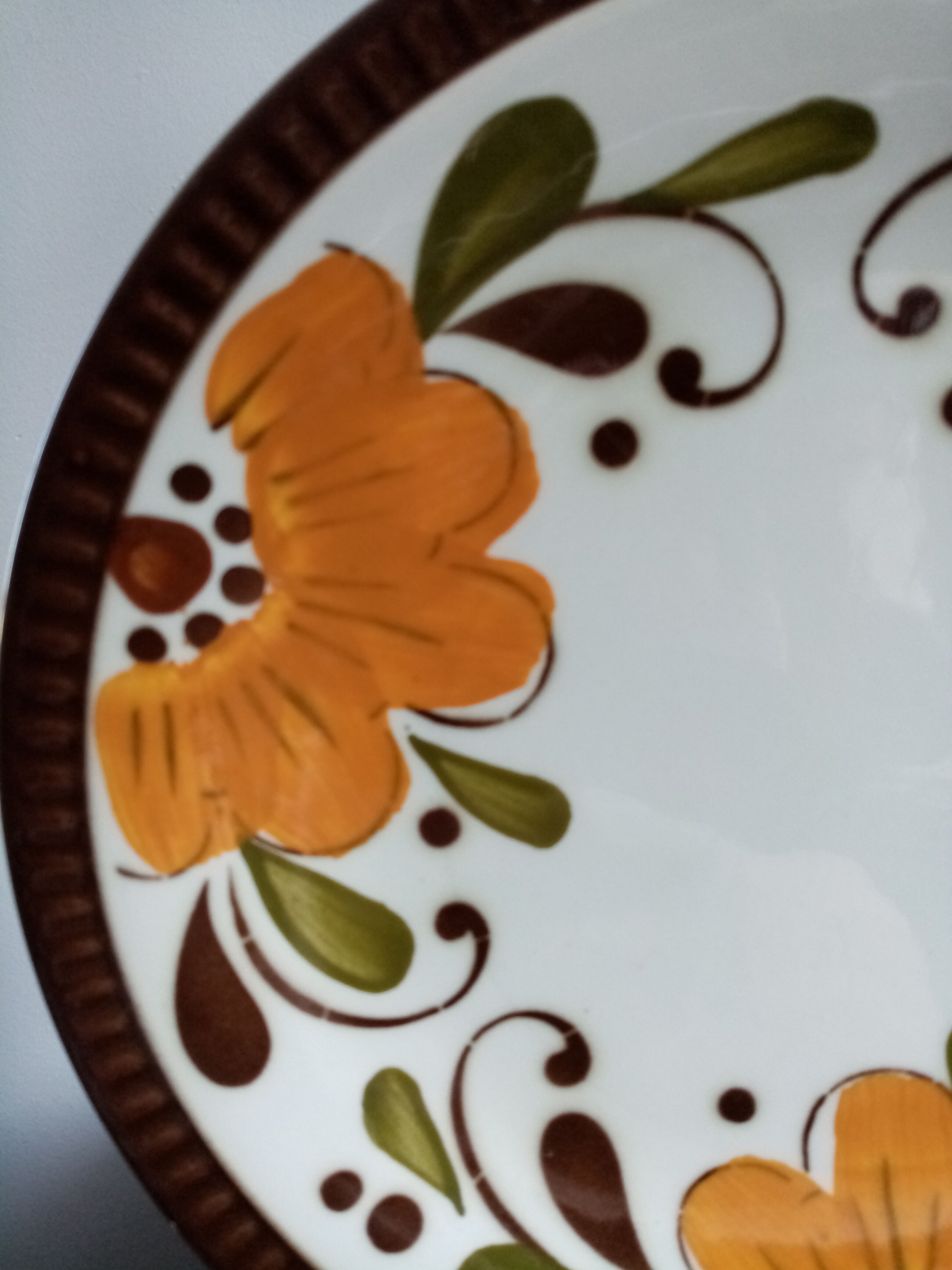 Plates Boch La Louviére