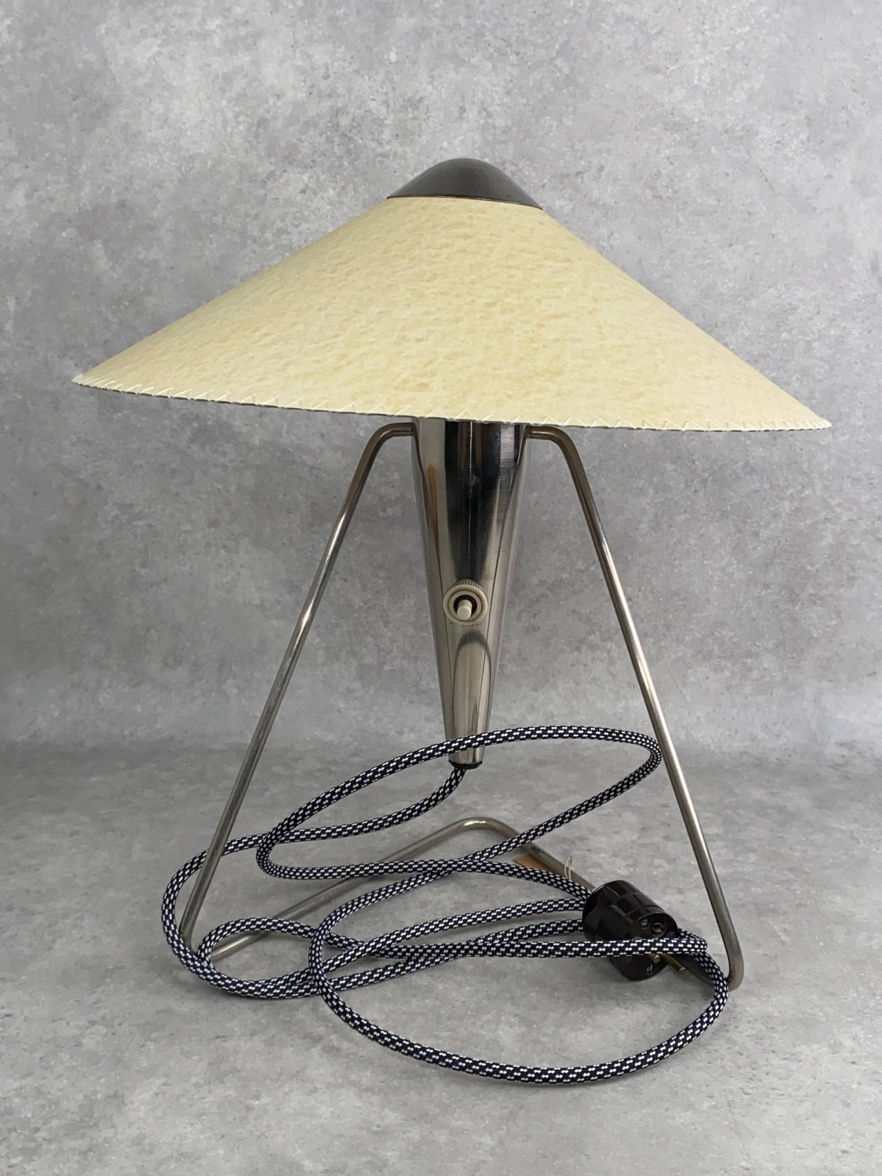 Chinese desk lamp by Helena Frantová