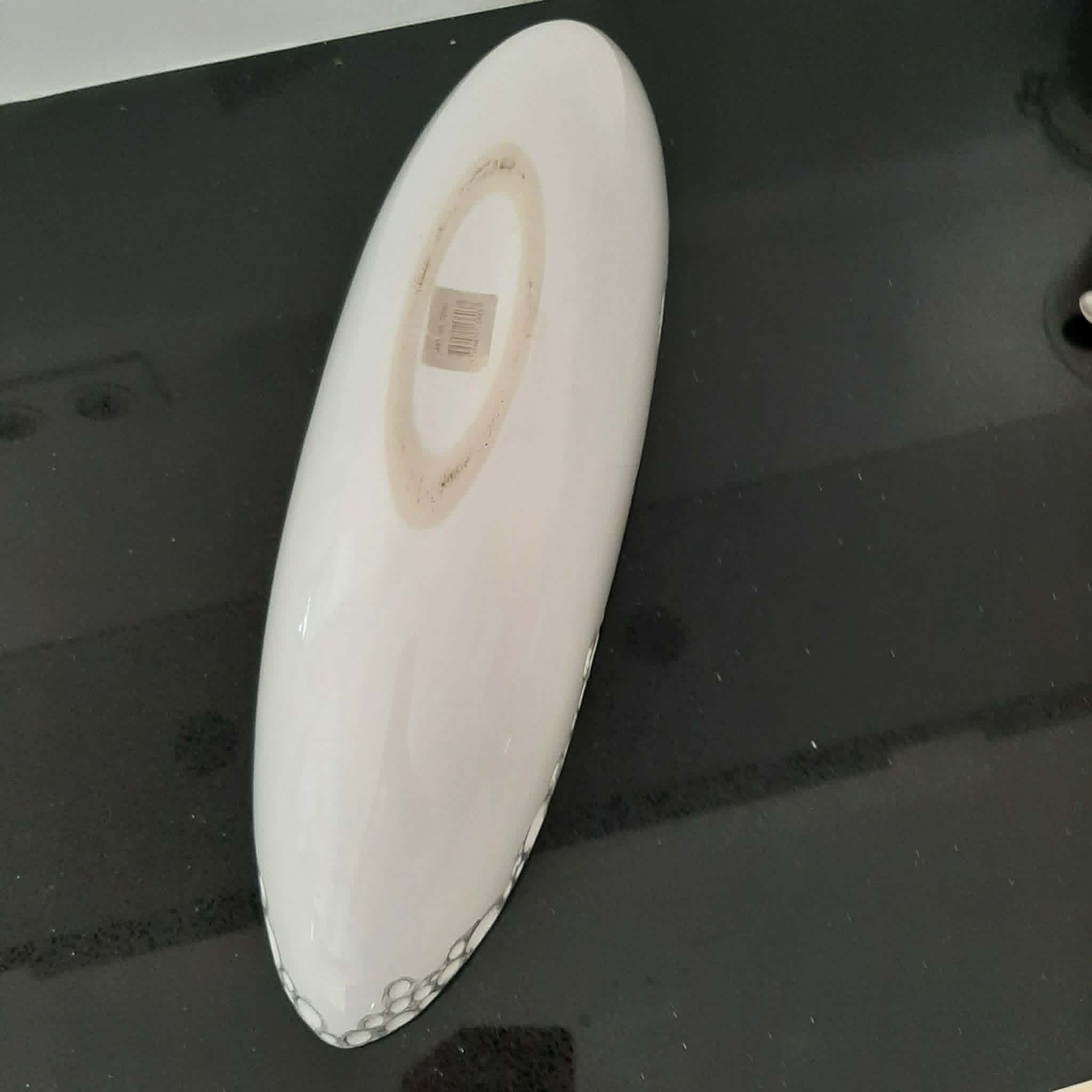 Oblong bowl