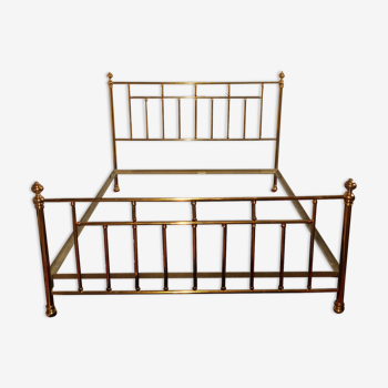 Bed gold brass