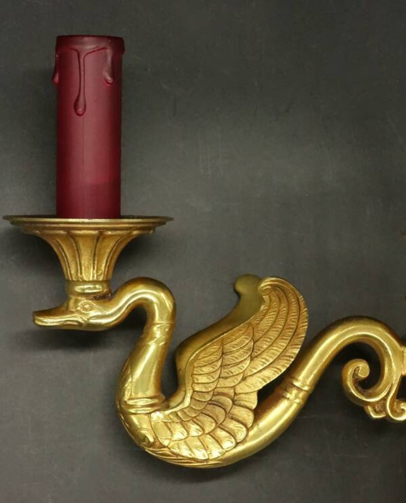 Pair of Empire style wall sconces with swans from Petitot - bronze & bordeaux patina.