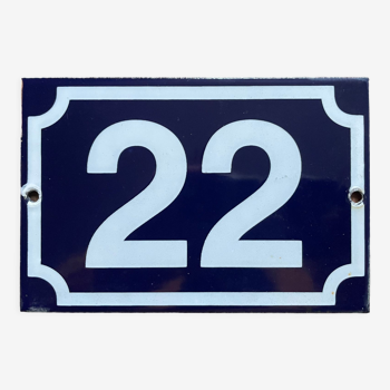 Enamelled plaque street number