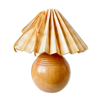 Folded wood ball lamp