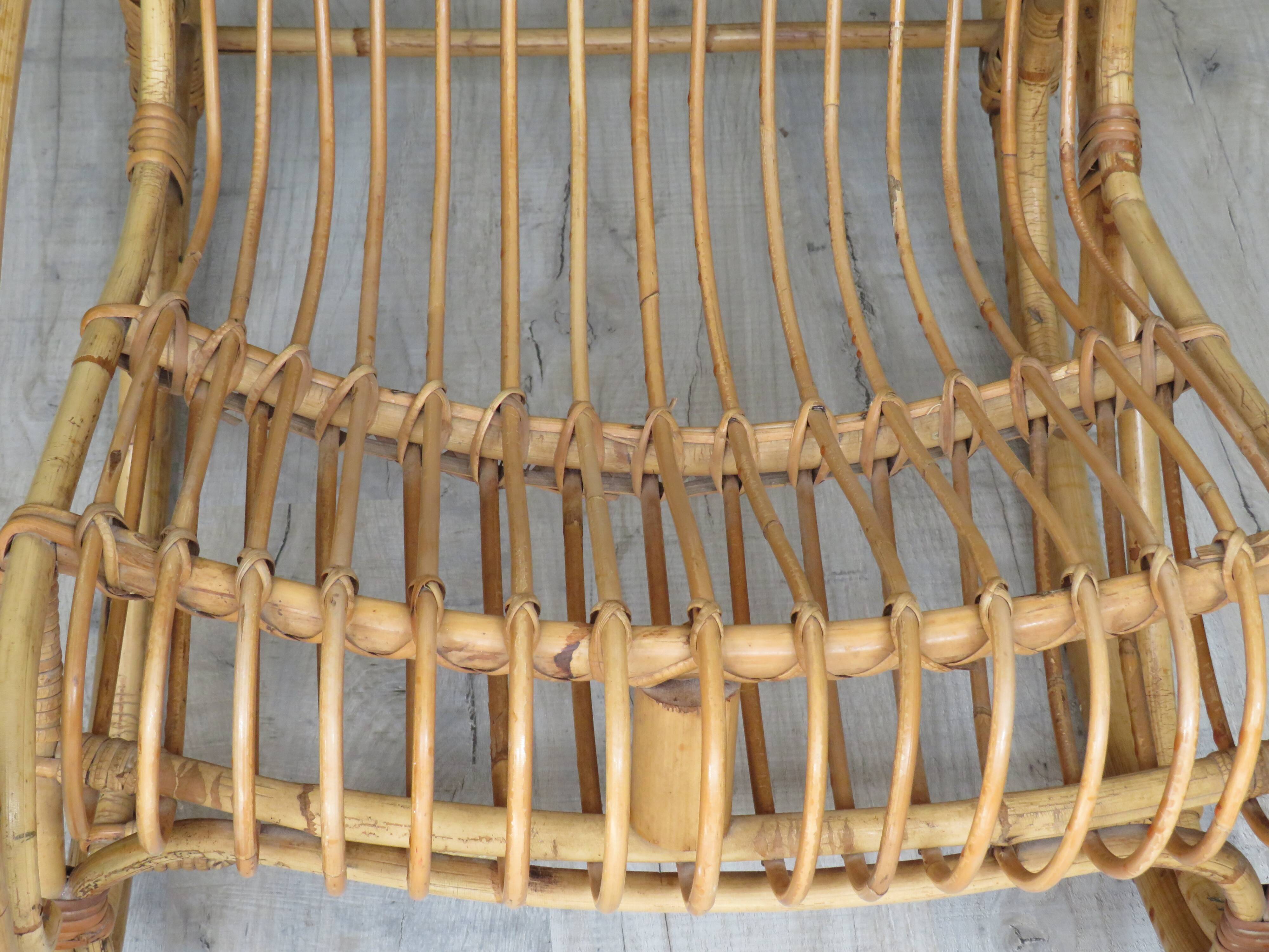 Rocking flesh in rattan