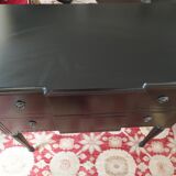 English dresser