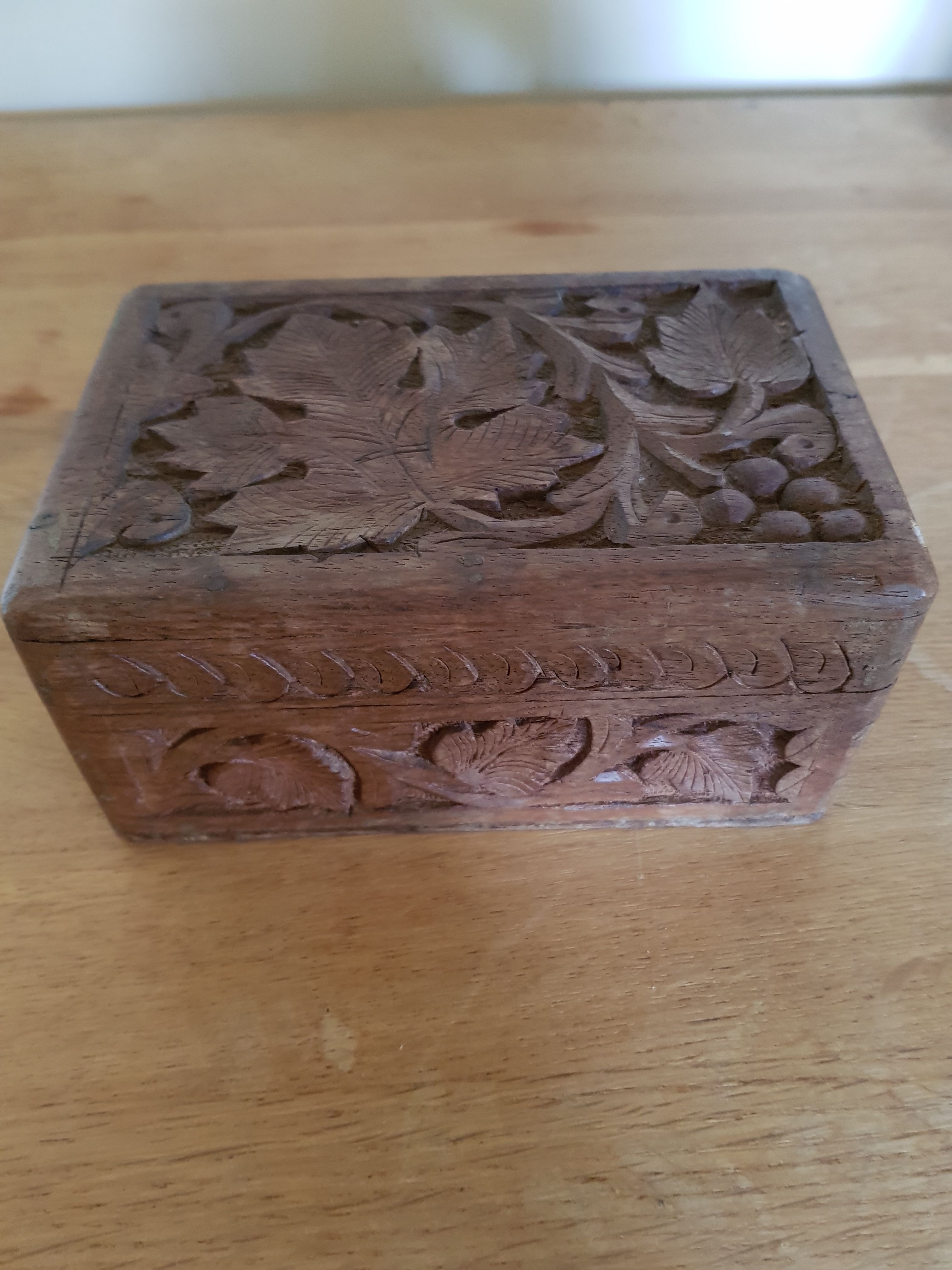 Black Forest style vintage carved wooden box Jewelry box 11