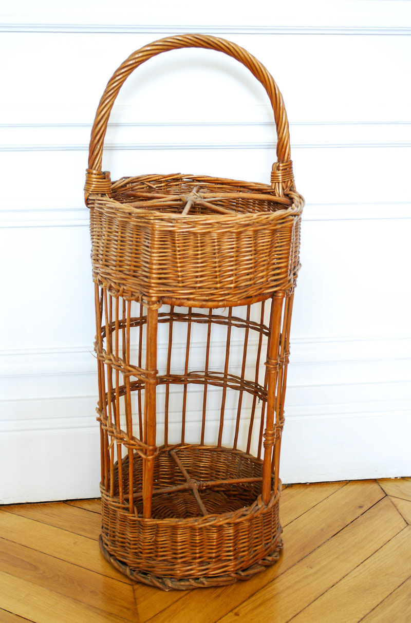 Wicker bottle rack bar basket