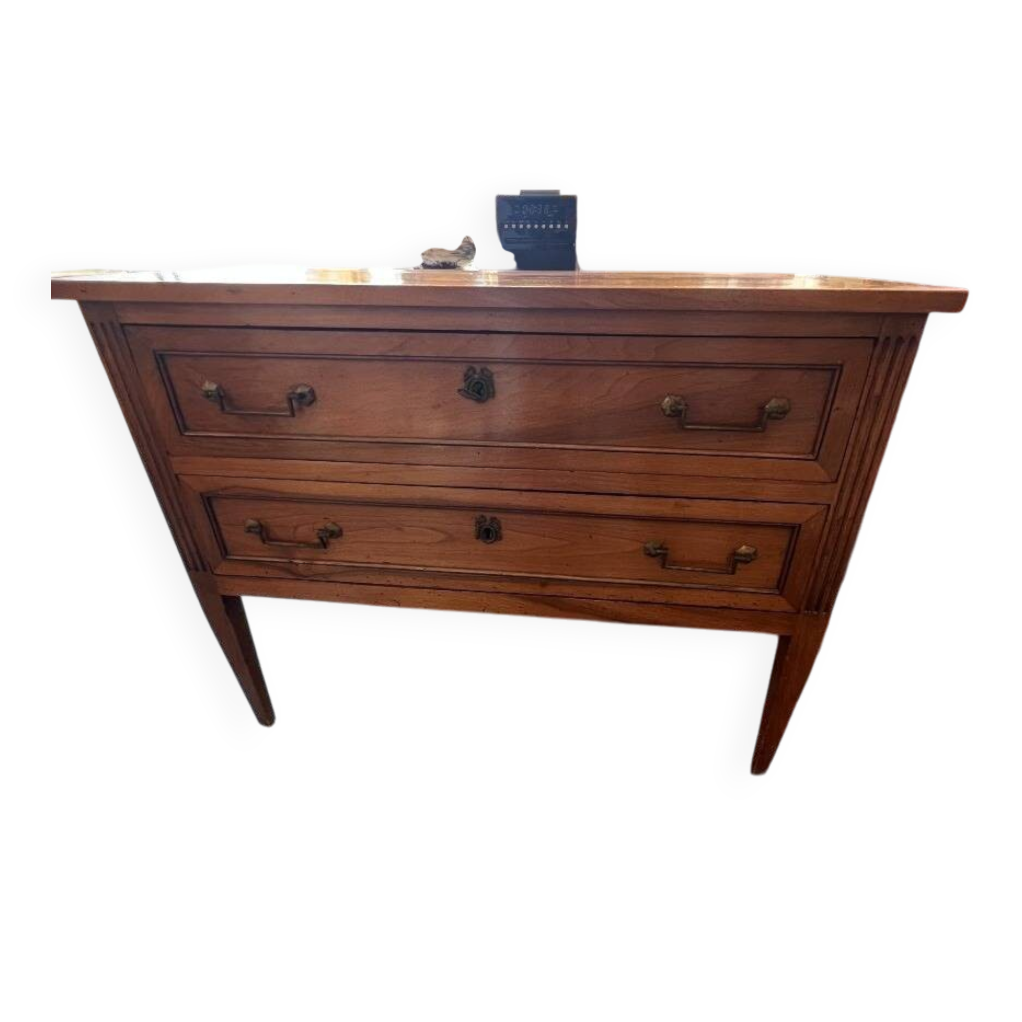 Louis XVI jump commode, 18th century, made of solid walnut.