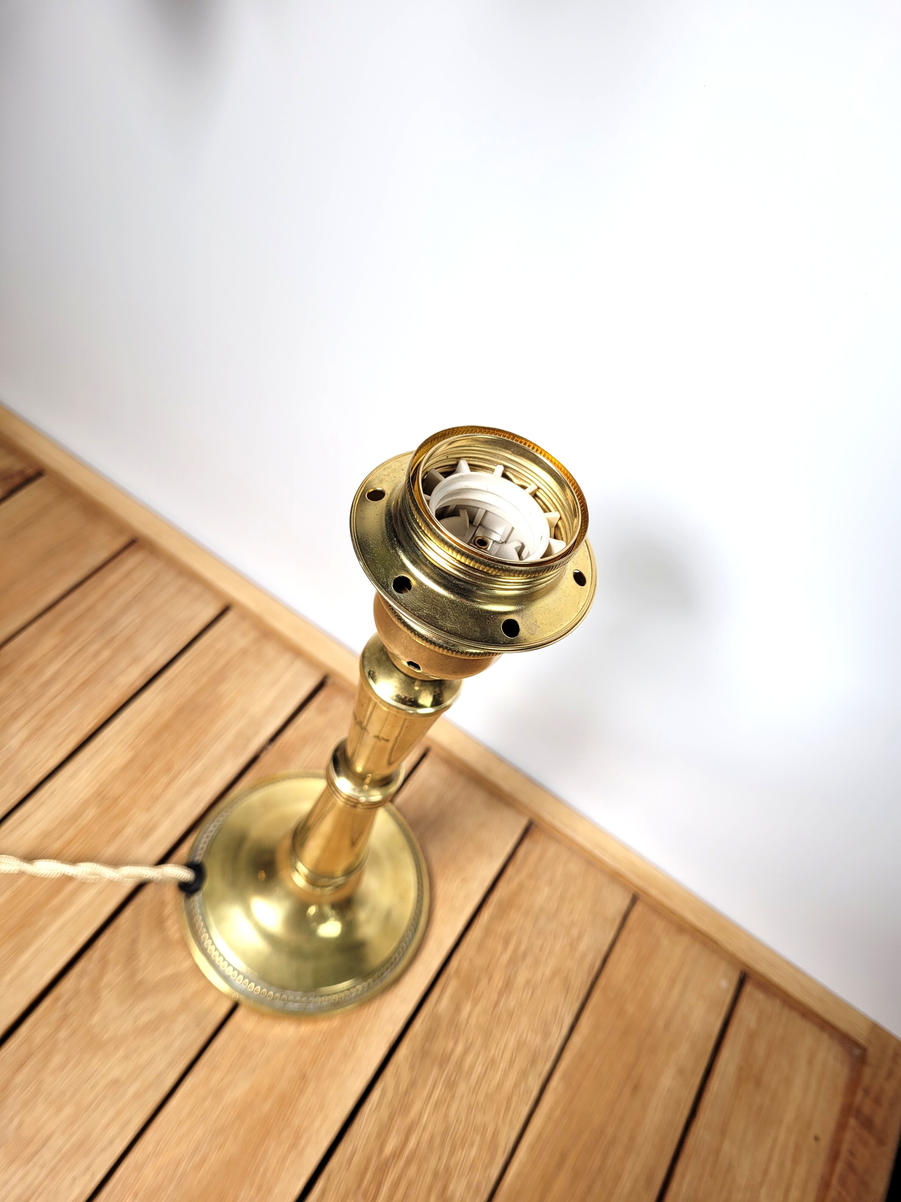 Brass lamp foot
