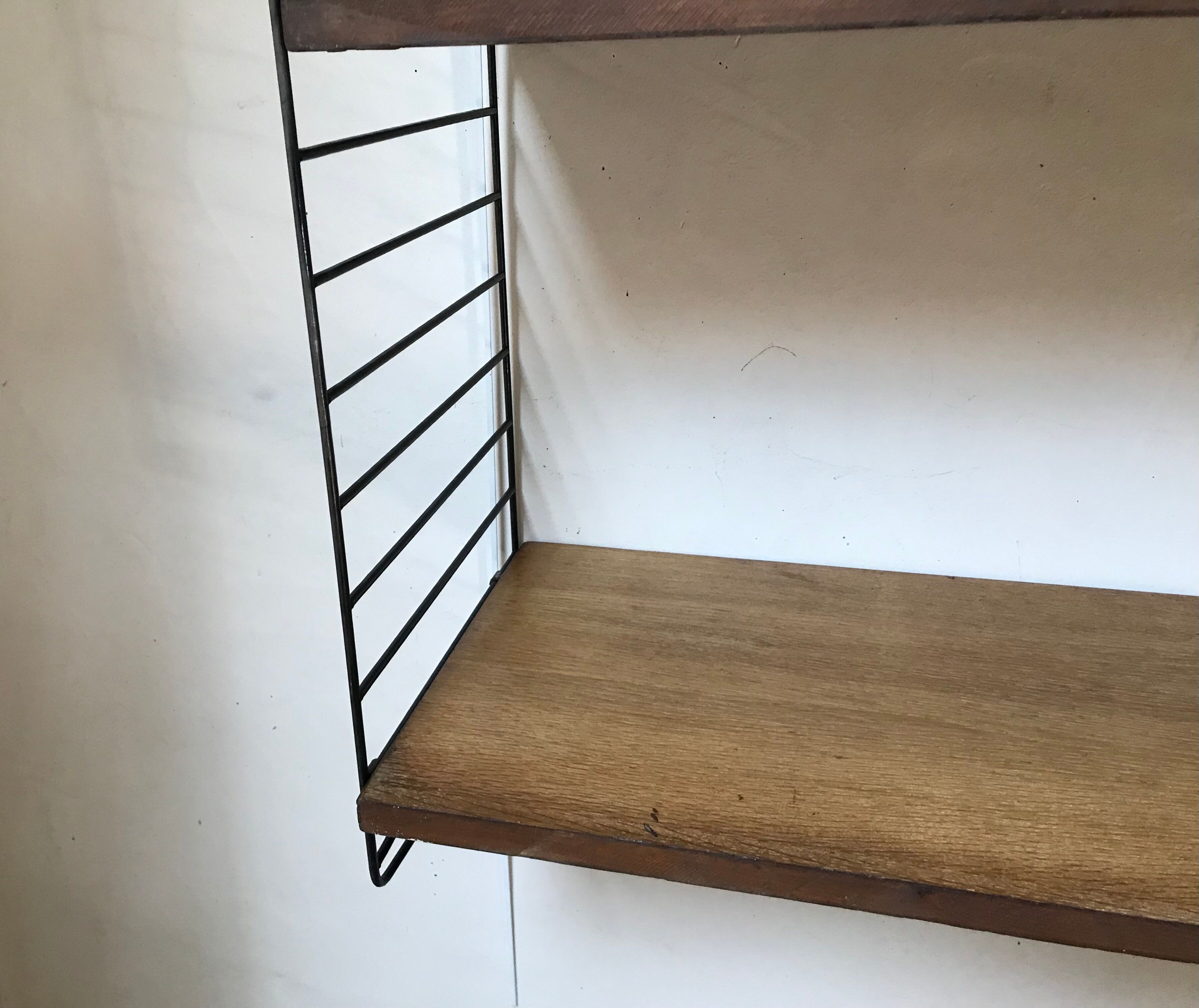 String wall shelf
