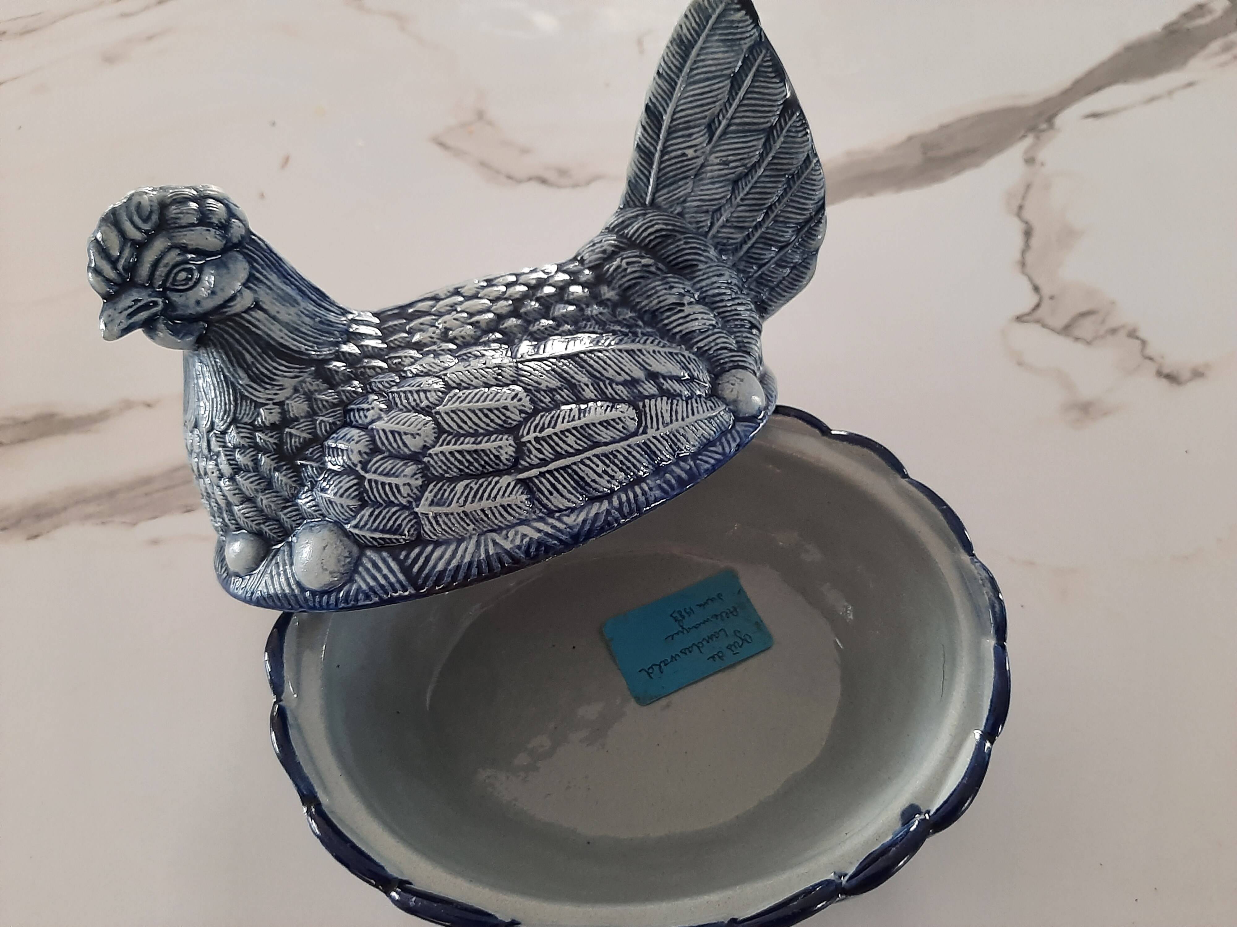 Ceramic hen