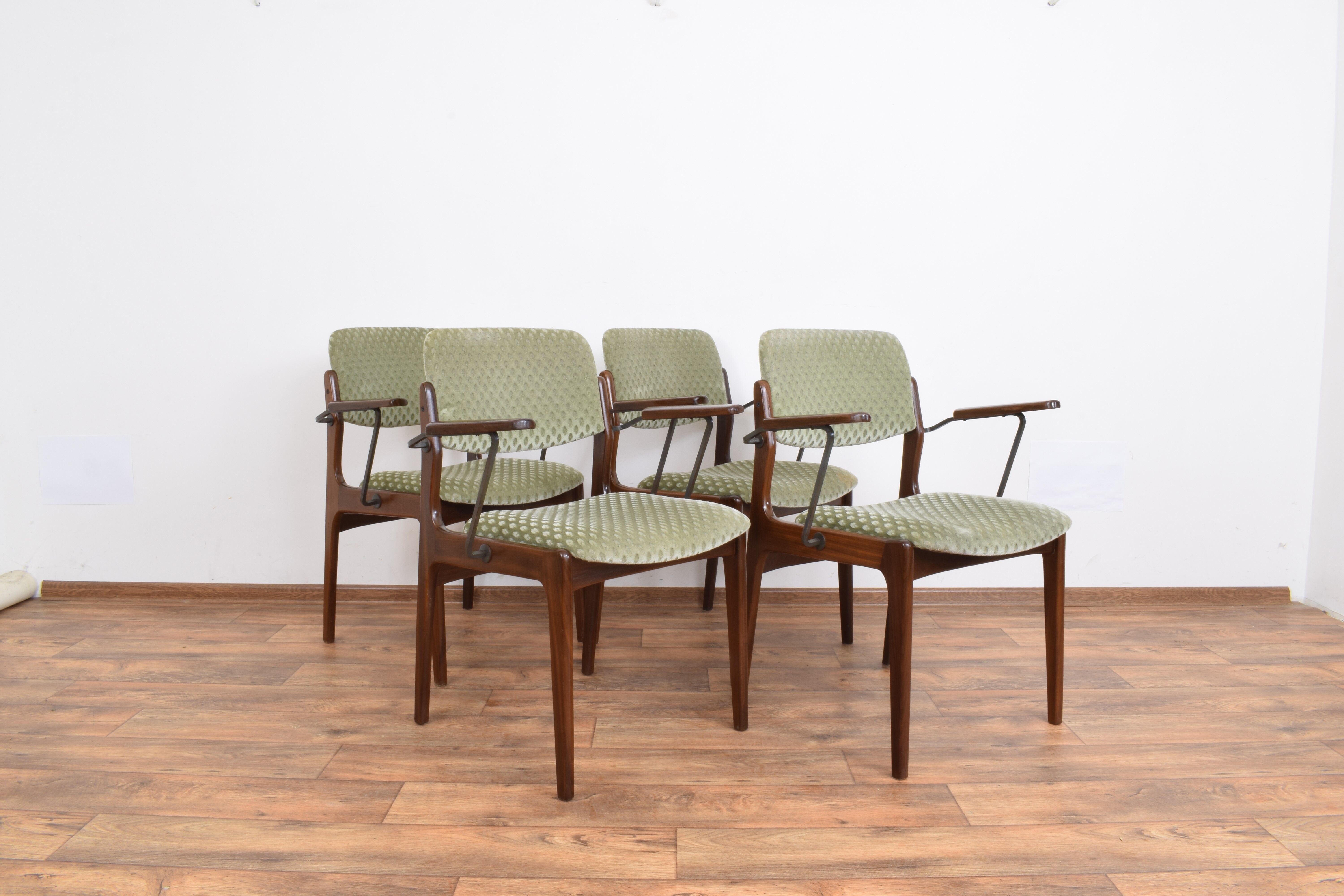 4 chaises d’appoint en teck danois