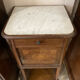 Table de chevet style Louis XVI