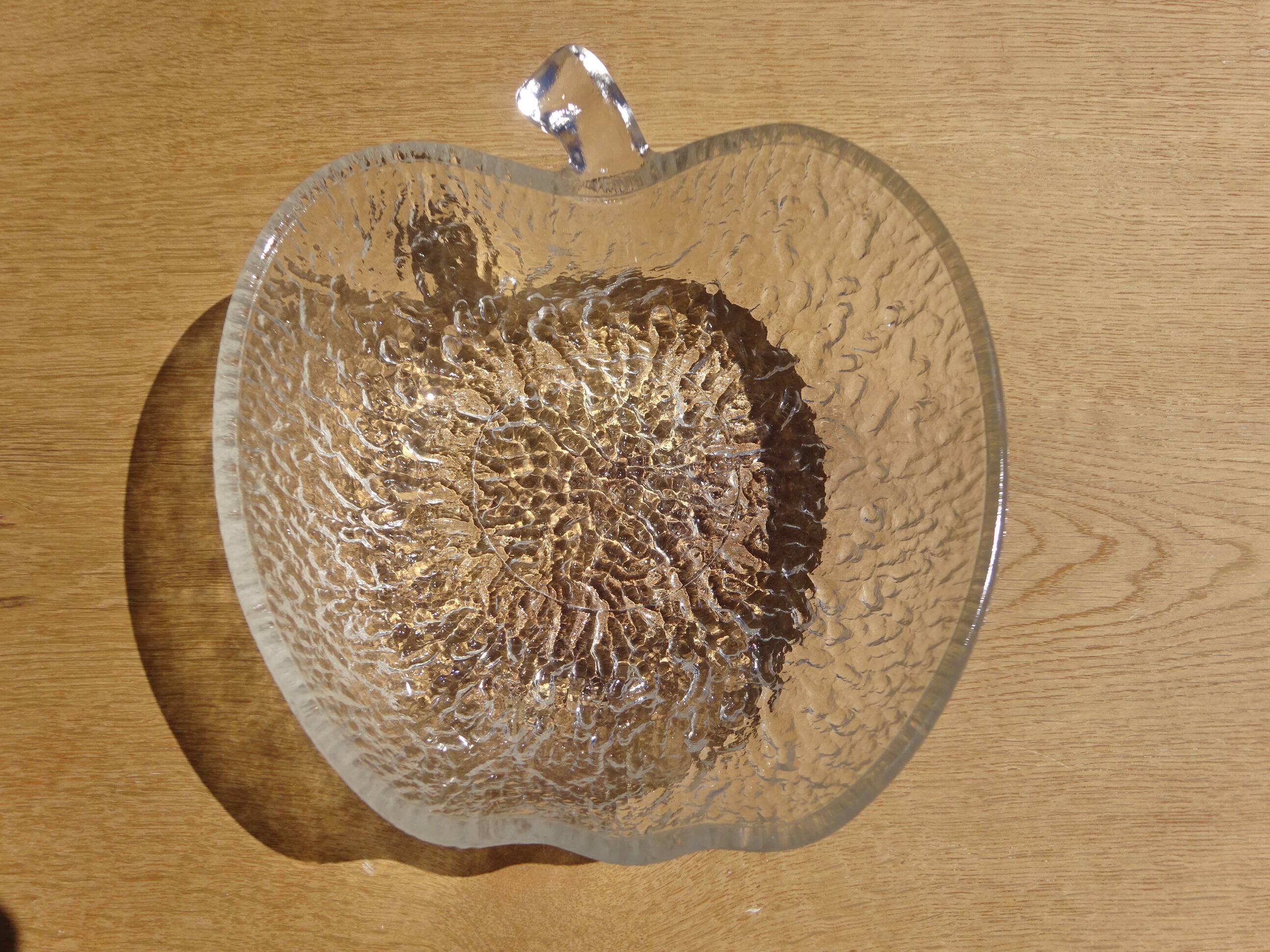 Ramequins et saladier en forme de pomme