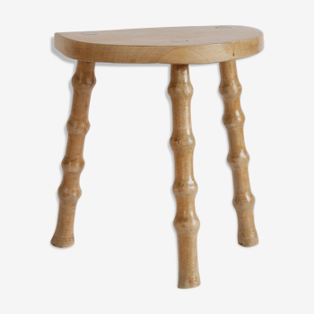 Tripod stool in light wood