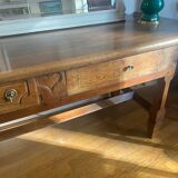 Bressane XVIII walnut table, 2 pulls, a drawer.