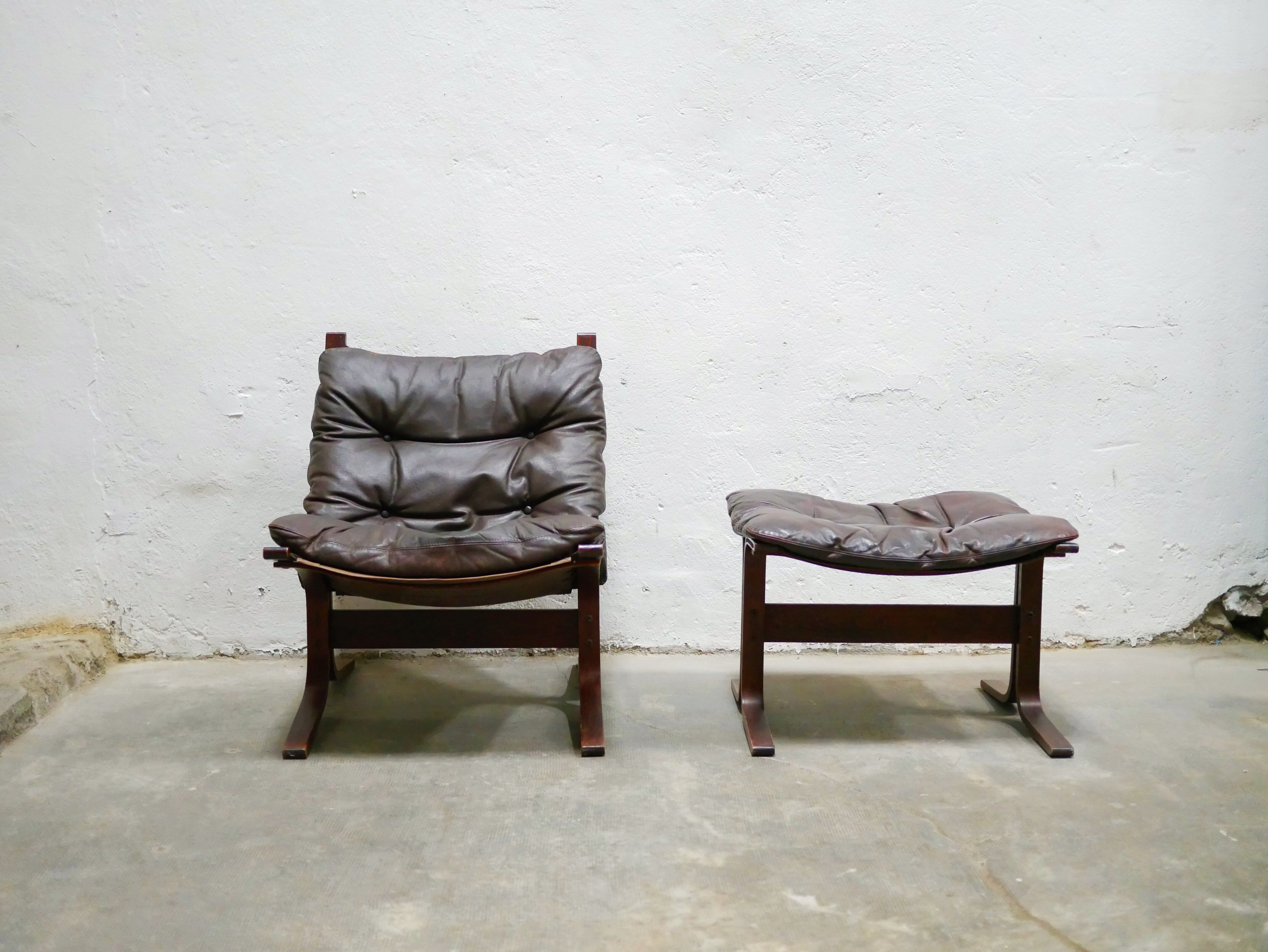 Scandinavian armchair and ottoman Siesta in brown leather by Ingmar Relling for Westnofa editions