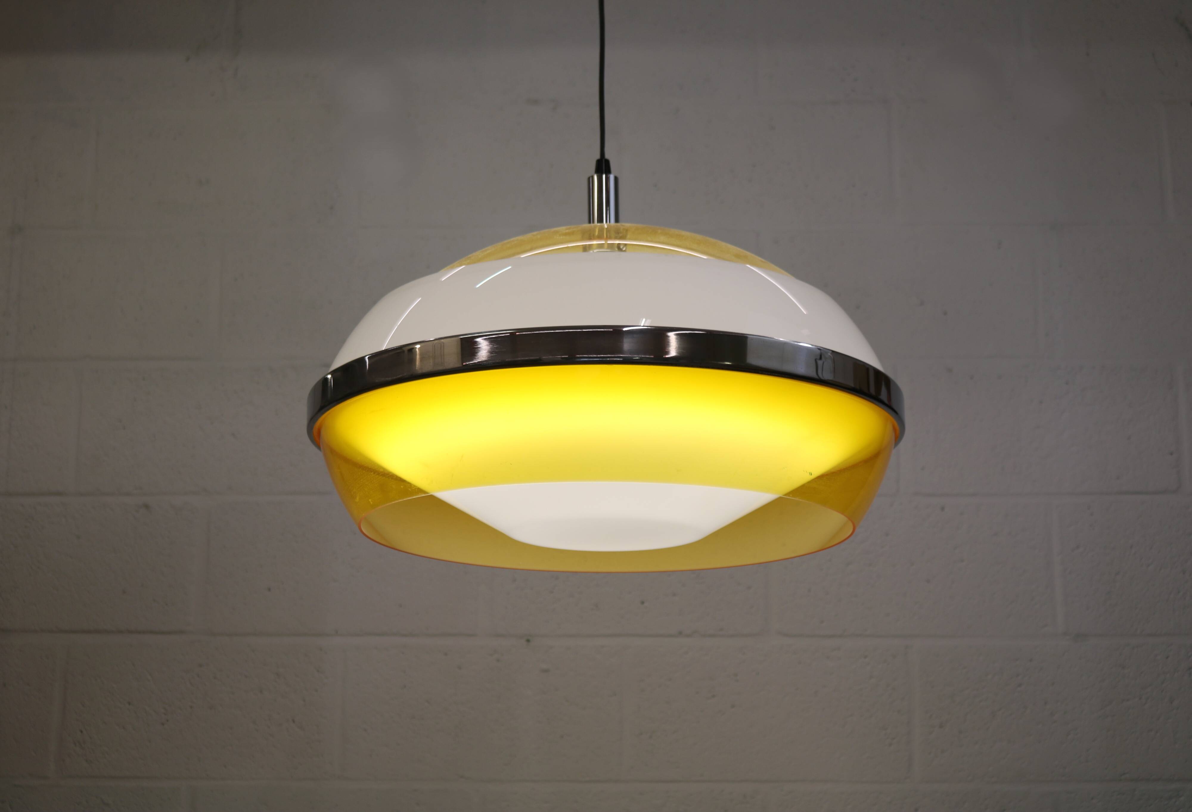 Space age UFO ceiling lamp *** Stilux Milano *** Italy 1970s *** Rare