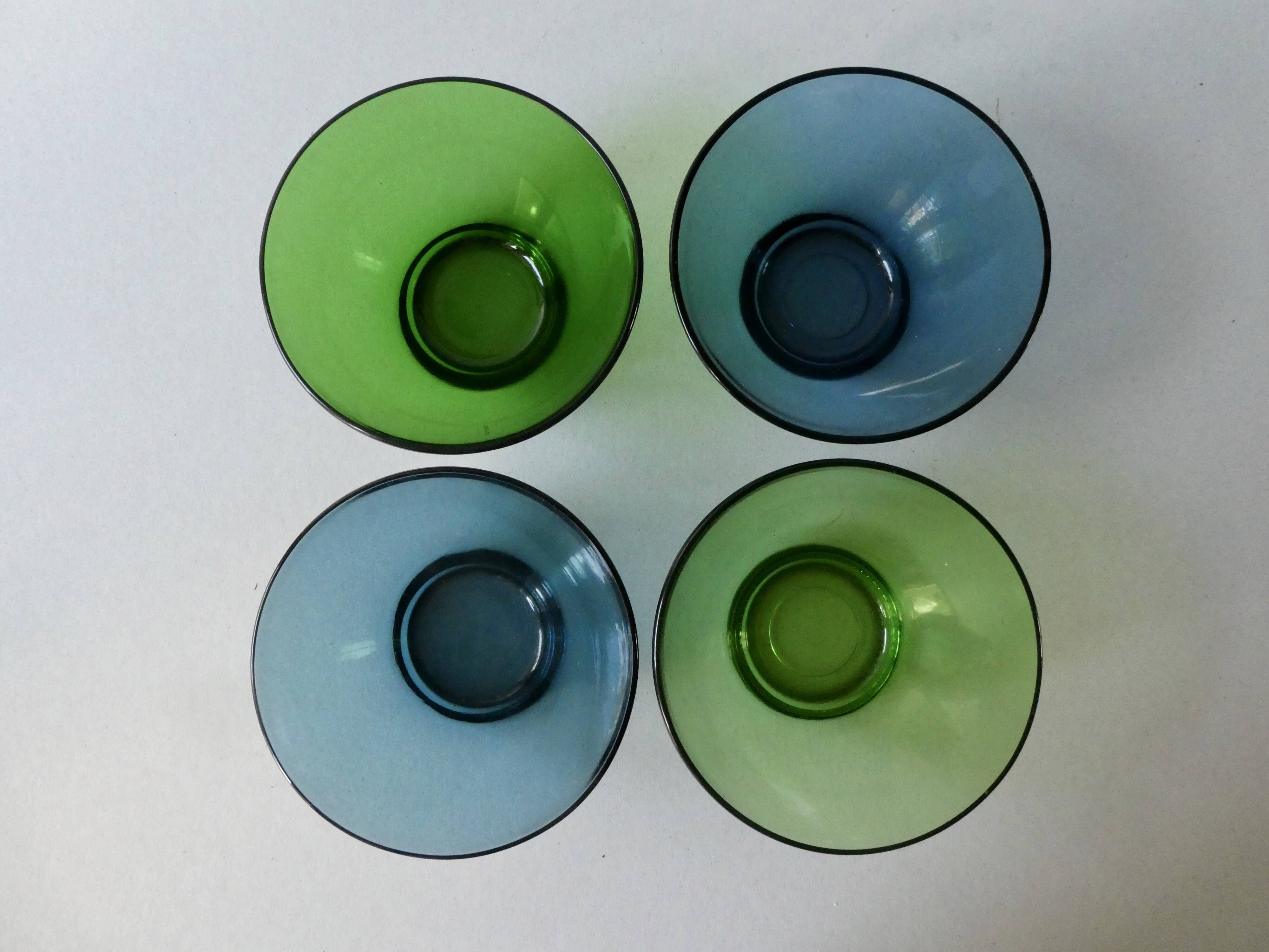 Set of 4 Vereco France bowls in colored glass