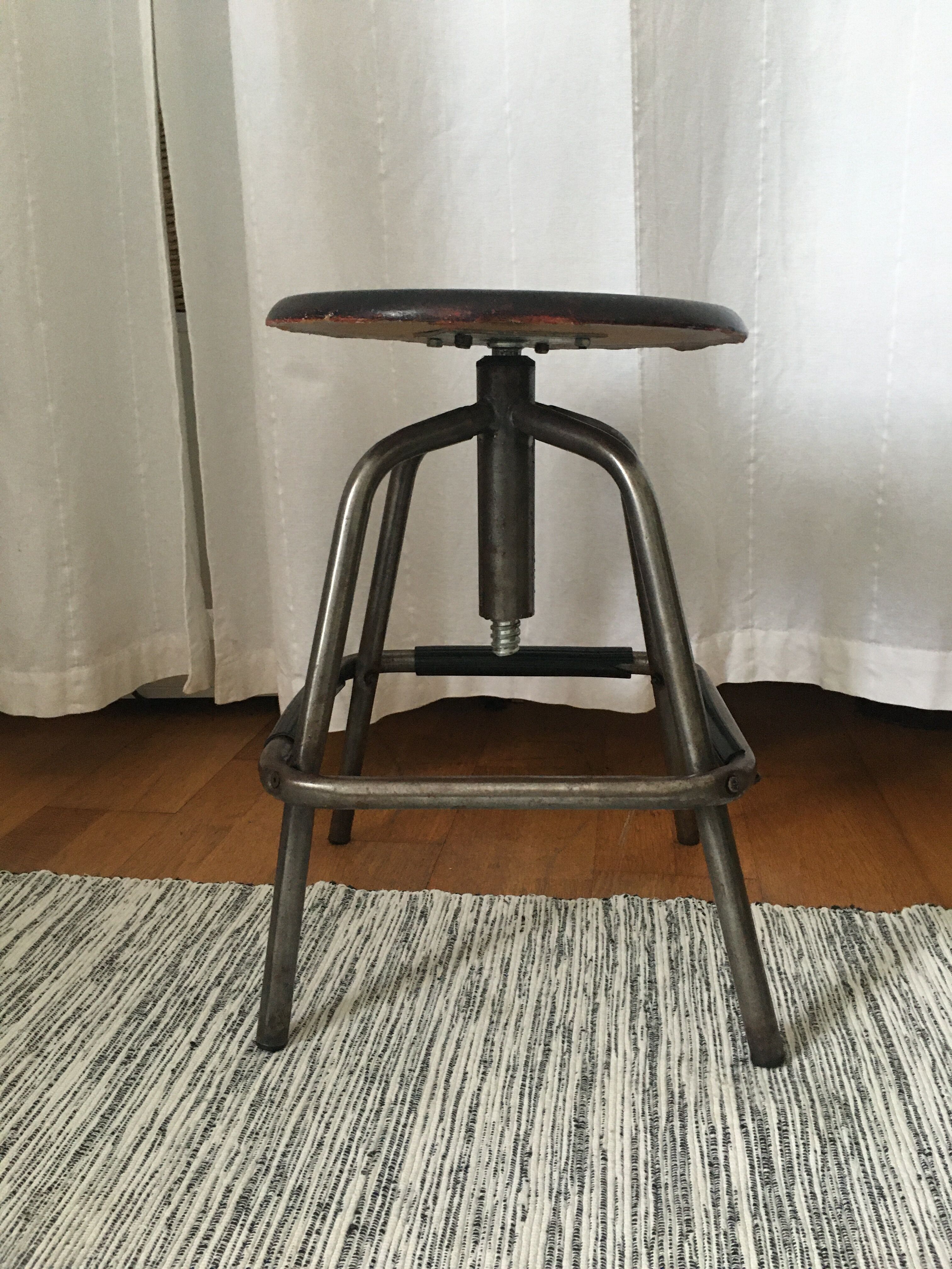 Industrial workshop stab