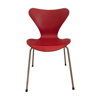 Chair Series 7 by Arne Jacosen edition Fritz Hansen