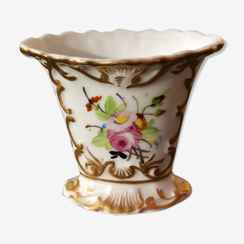 Vintage porcelain vase, gold and flowers