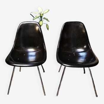 Black gray DSX chairs by Charles and Ray Eames for Herman Miller