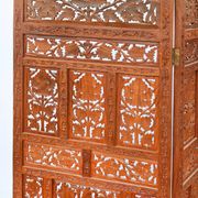 Indian screen with 4 leaves in teak wood with rich openwork decoration of grape leaves