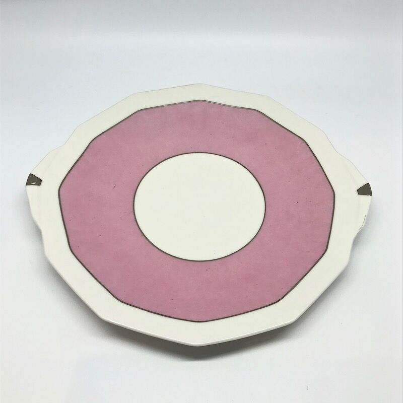 Coffee service and art deco cake