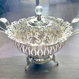 Freestanding Cake Stand