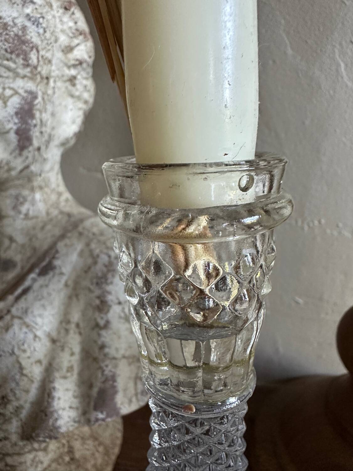 Glass candle holder
