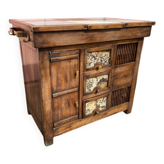 Kitchen furniture