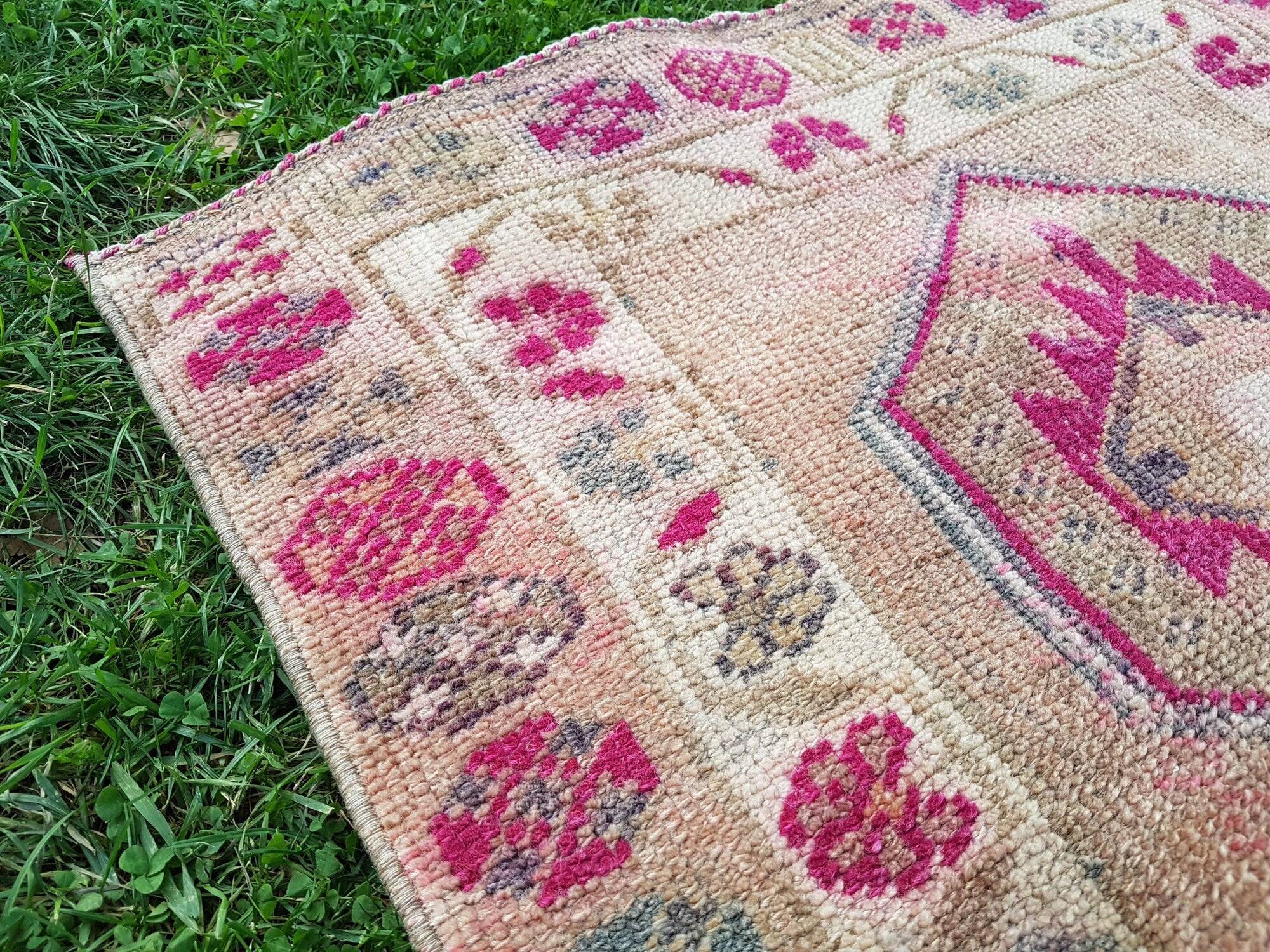 Vintage Turkish hallway rug 86x405 cm