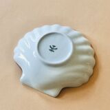 Empty-pocket porcelain shell cup