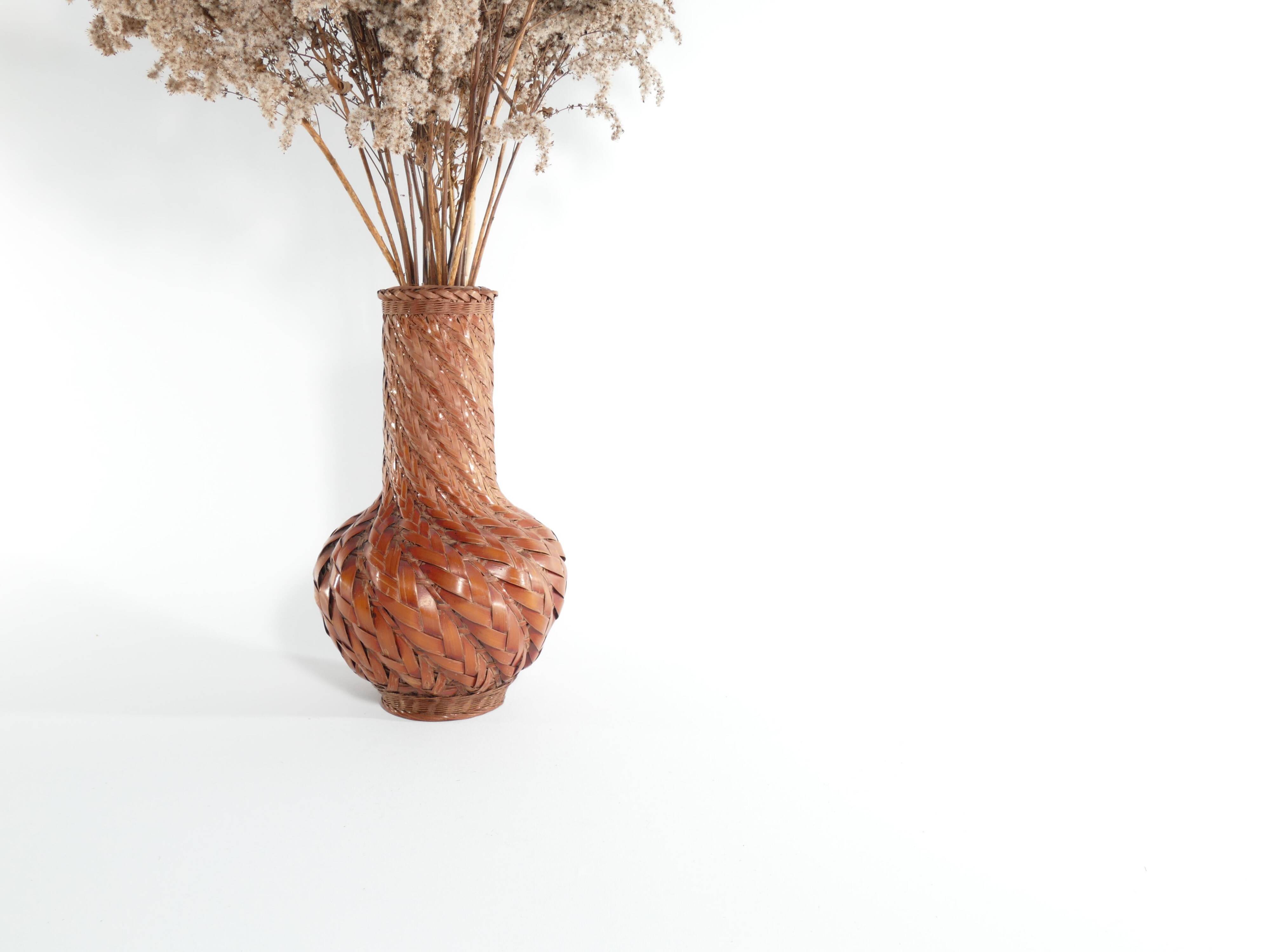 Early 20th Century Taisho/Showa Period Japanese Woven Bamboo Ikebana Vase