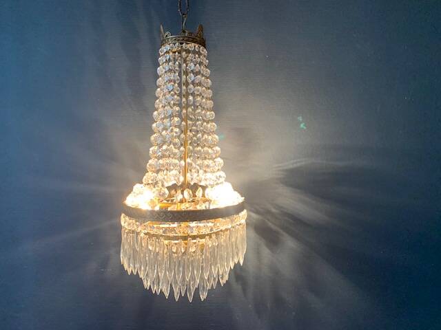 Antique hot air balloon chandelier in brass and crystal, 3 lights, 1920s