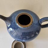 Teapot and milk jug set in glazed ceramic (cobalt blue) design