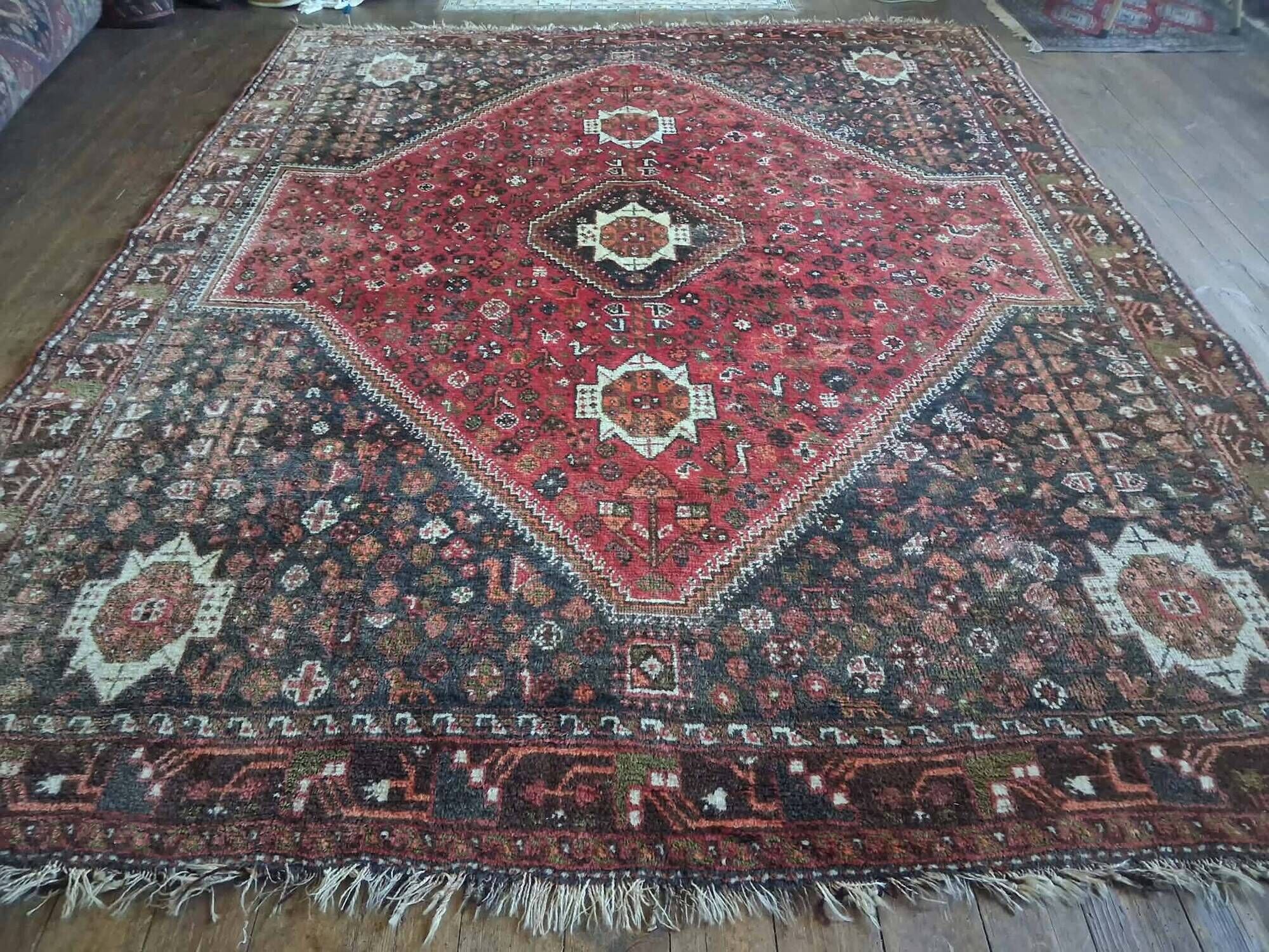 Handmade Qashqai Persian rug 296x230cm