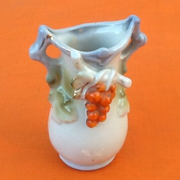 Vase   céramique à décor floral