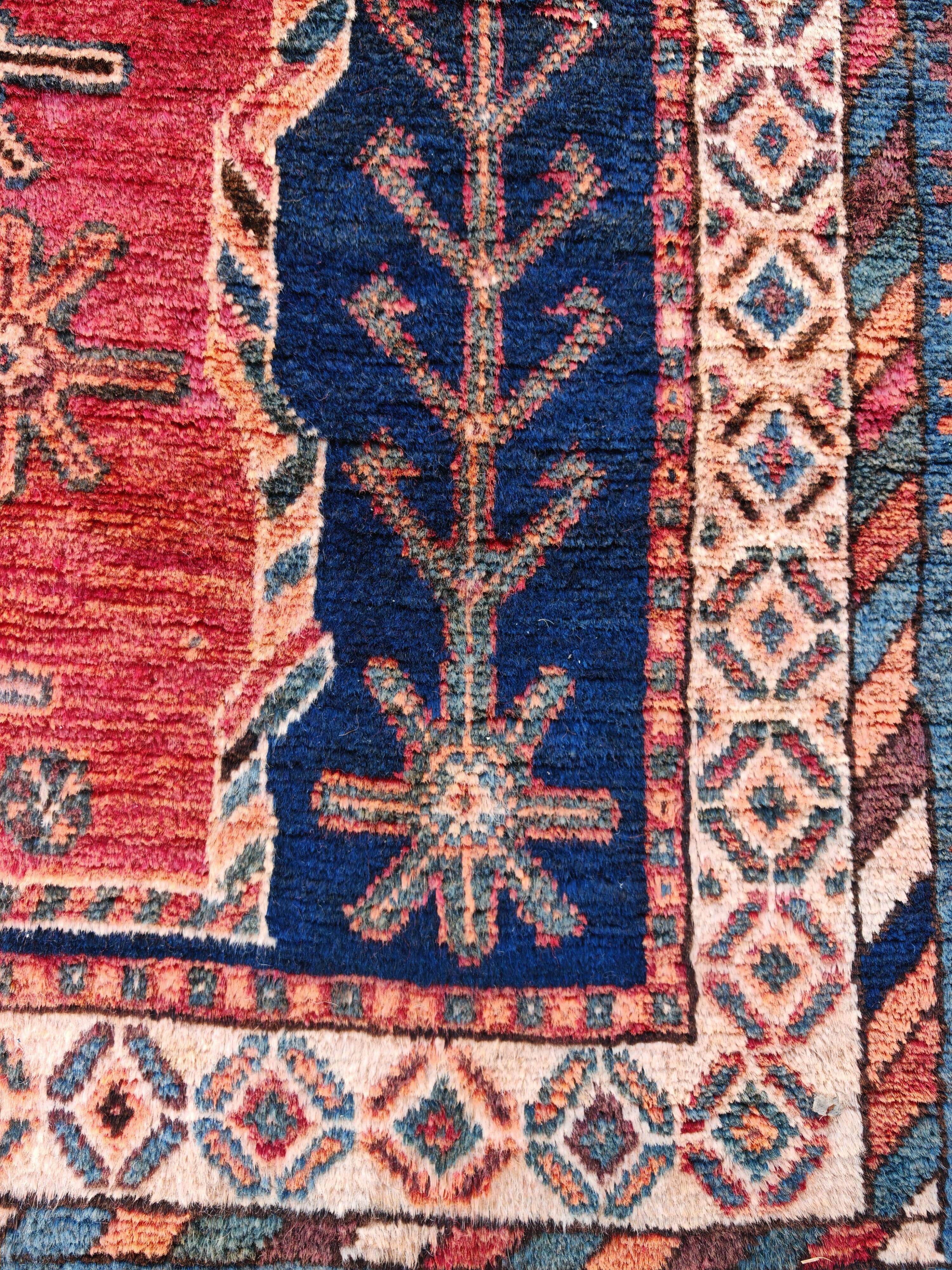 Vintage Persian Luri rug wool from the 1950s