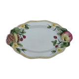 Serving dish in slip